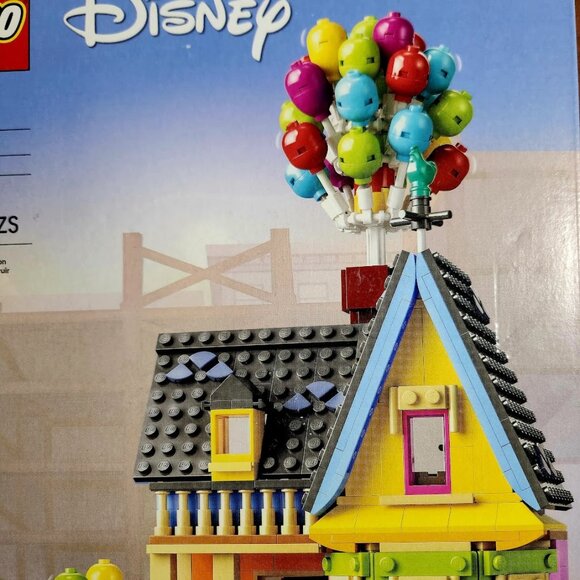 NEW Lego Disney Pixar UP House Building Set Toy with Balloons Movie Kit 43217 Br - Picture 12 of 16